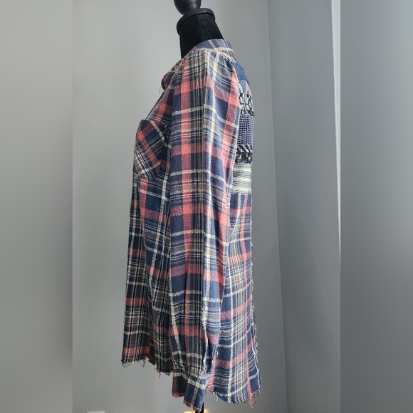 We the Free Button Down Shirt Mixed Fabric Pink Navy Plaid NWOT Size S (C11) - Picture 2 of 10